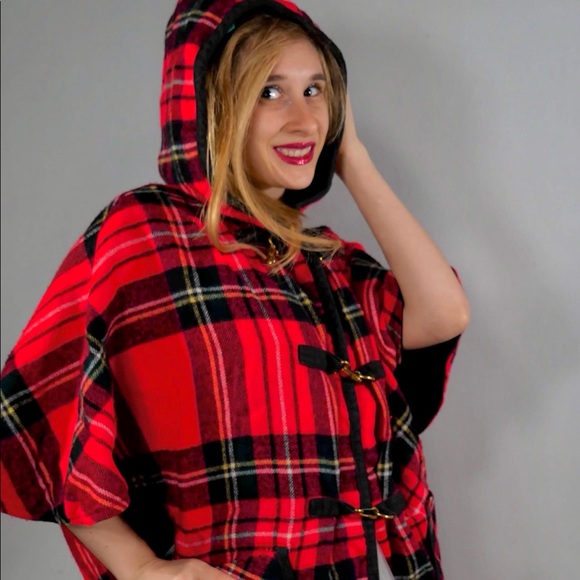 Reversible Cloak Circa 1970s - Picture 8 of 8